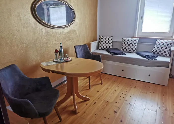 公寓 Gaestehaus Domaenenblick *